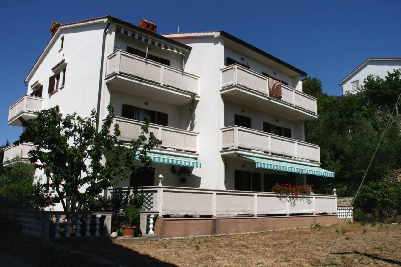 Apartments And Rooms By The Sea Palit, Rab - 5044 Ngoại thất bức ảnh