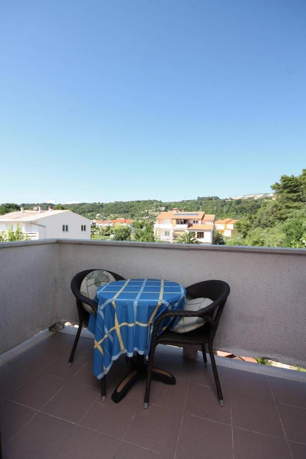 Apartments And Rooms By The Sea Palit, Rab - 5044 Ngoại thất bức ảnh